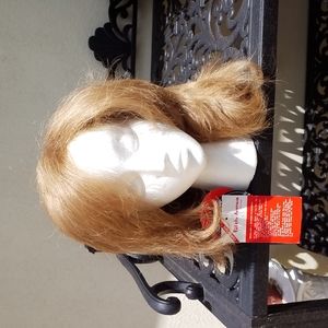 Fifth Avenue Collection Layered Wig